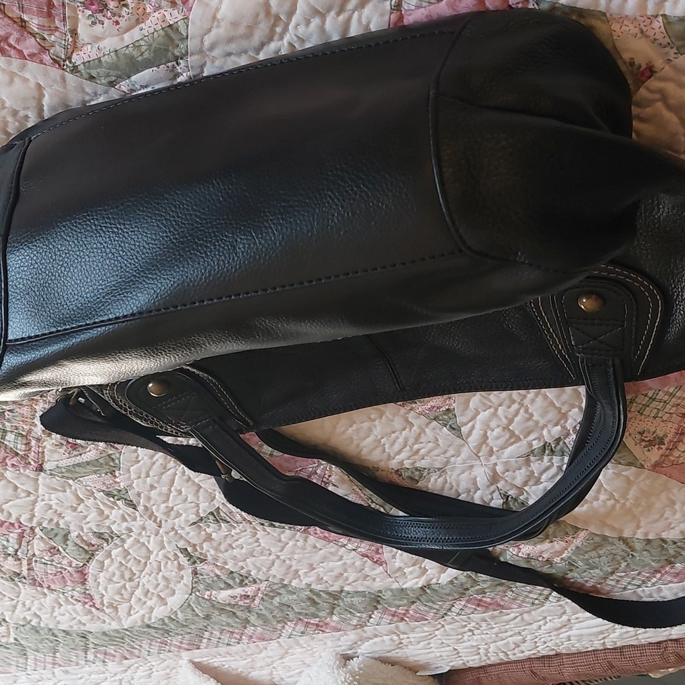 The Sak Gorgeous💋  The Sak Like New ! Black Leather. TODAY ONLY!! - Picture 11 of 16